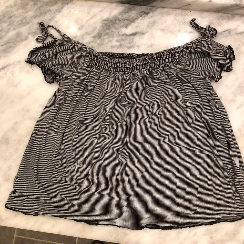 super soft american eagle top! name your price!